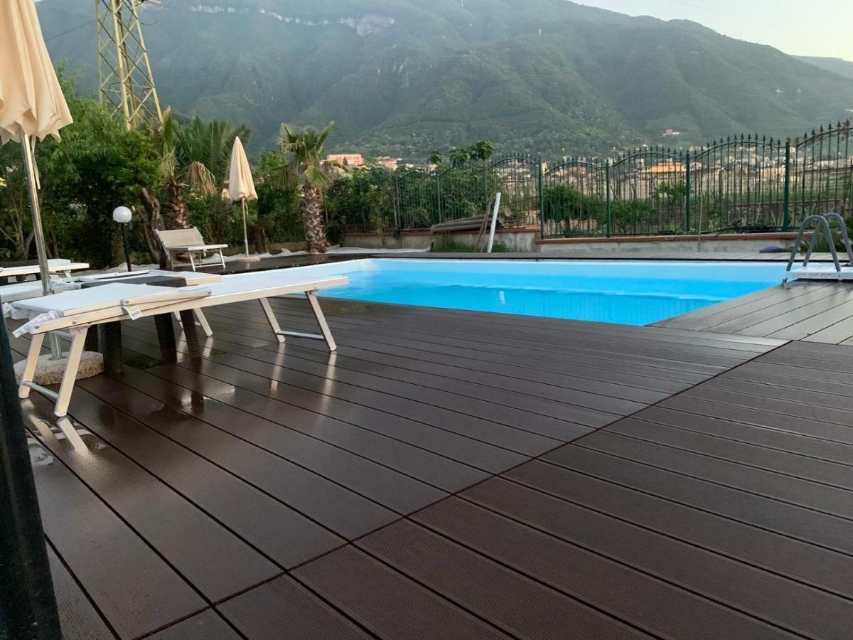 Villa Lucia Terrazza Panoramica Кастелламмаре-ді-Стабія Екстер'єр фото