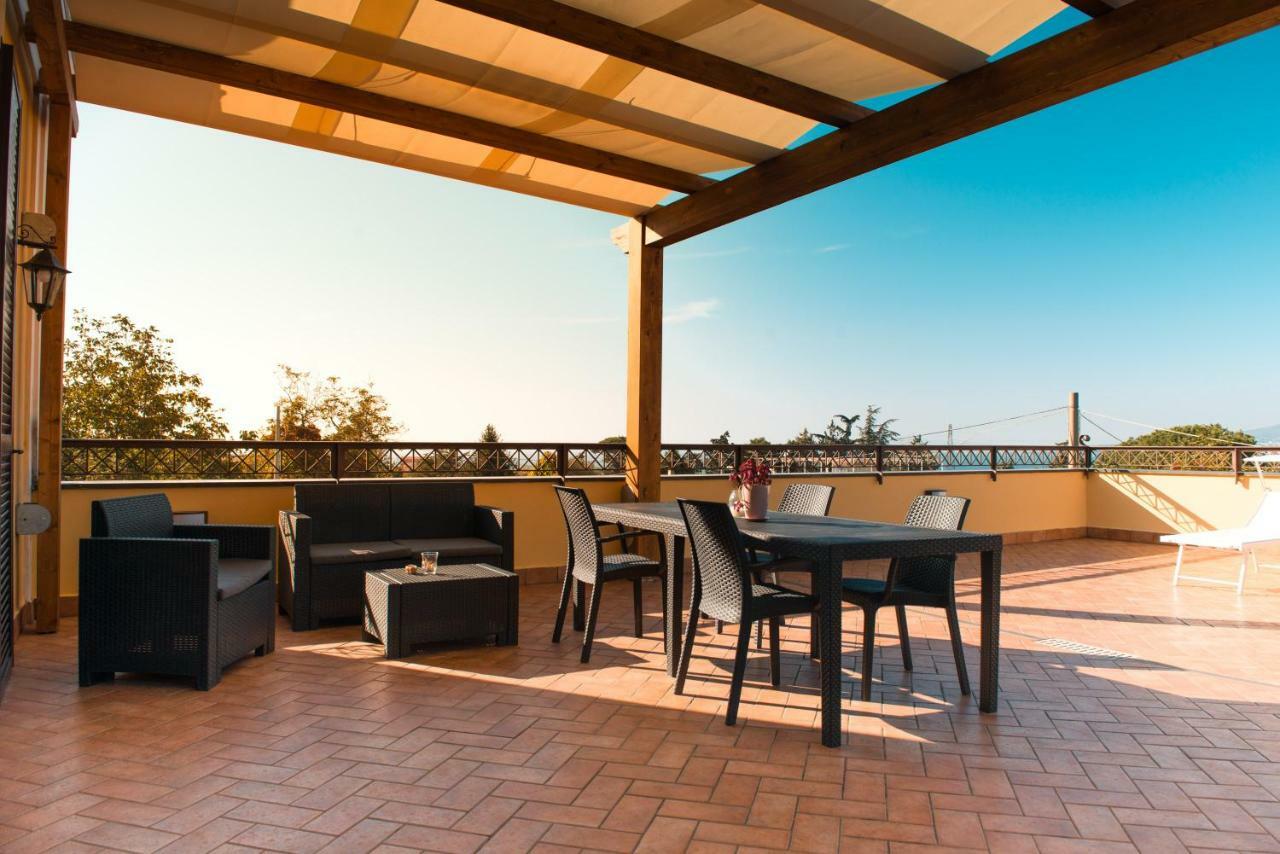 Villa Lucia Terrazza Panoramica Кастелламмаре-ді-Стабія Екстер'єр фото